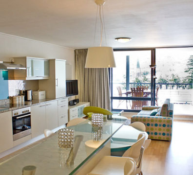 Kitchen Lounge
